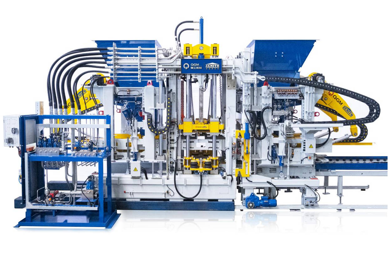 ජර්මානු නිරවද්‍ය ඉංජිනේරු විද්‍යාව චීන බුද්ධිය සමඟ ඒකාබද්ධ කරමින් Quangong ZN1000-2 ගඩොල් සෑදීමේ යන්ත්‍රය උසස් තත්ත්වයේ නිෂ්පාදනය සඳහා ඉදිකර ඇත.