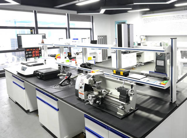 ද්‍රව්‍ය ප්‍රභවයෙන් ගුණාත්මකභාවය සහතික කිරීම: ගඩොල් සෑදීමේ උපකරණවල මූලික නිපුණතාවය ශක්තිමත් කිරීම